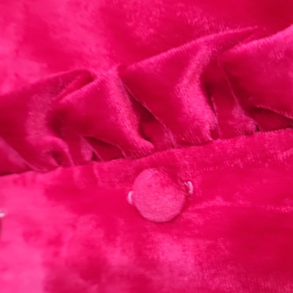VTG  | Red Velour House Coat W/ Puffy Sleeves - Picture 11 of 11